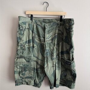 Wrangler Camo Cargo Shorts Mens 38 Gray Green Brown Camouflage
